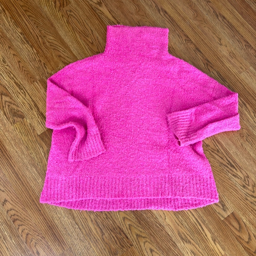 Funnel neck sweater